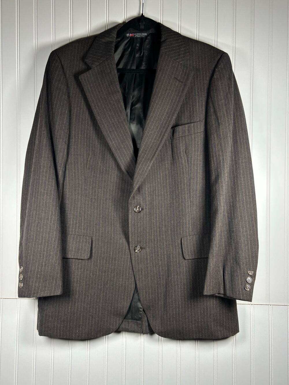 VTG Austin Reed PURE VIRGIN WOOL 40 R Mens brown Blazer Sport Coat pencil stripe